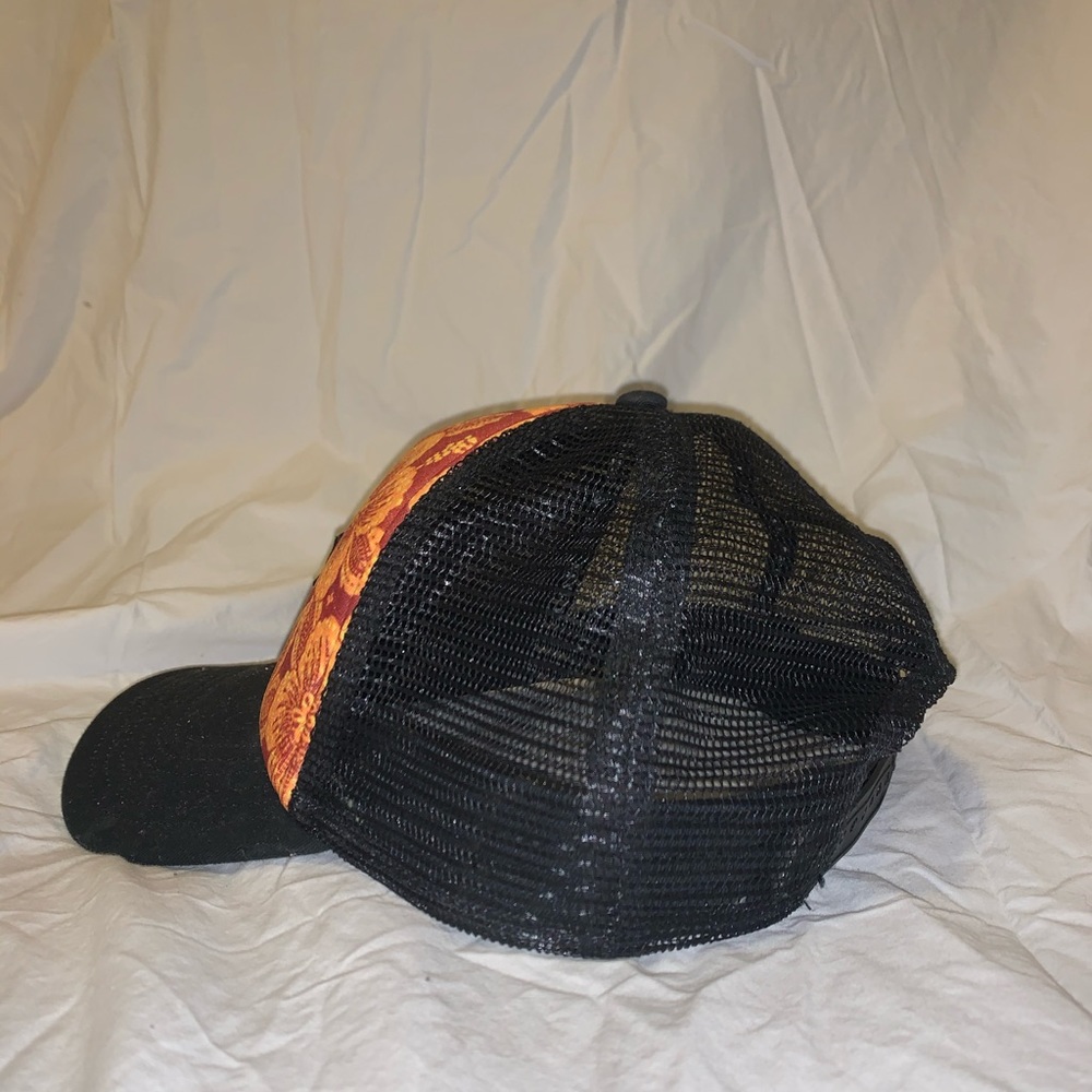 Baseball hat - Picture 2 of 2